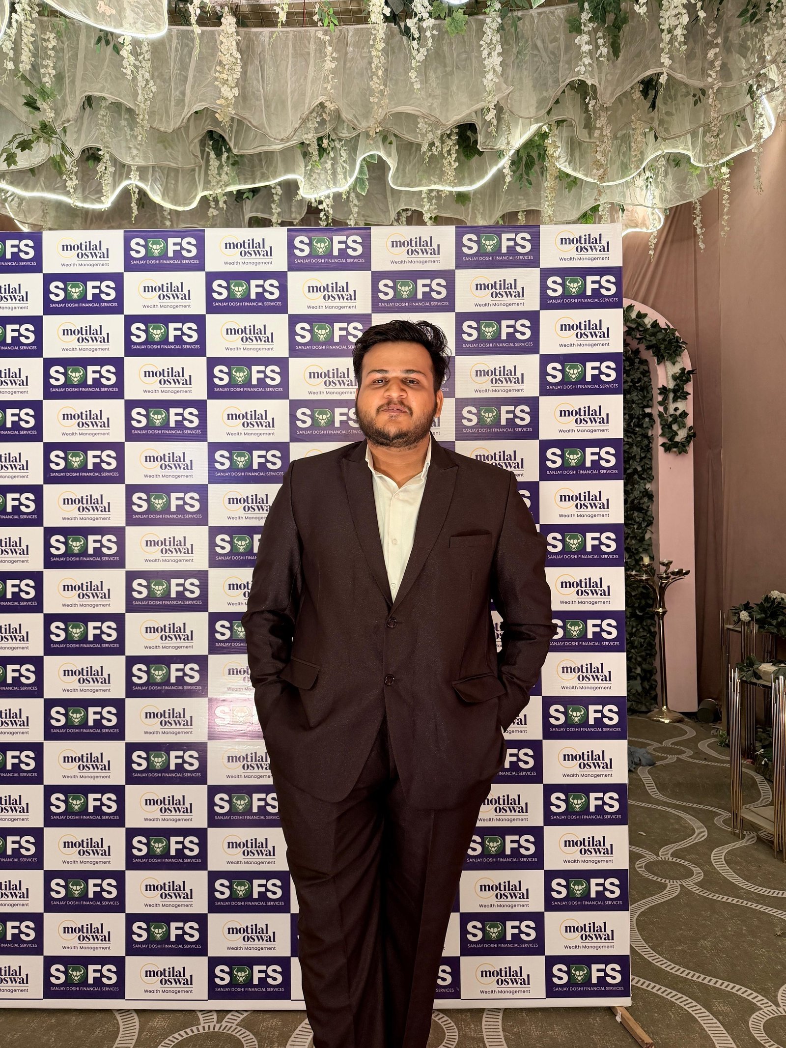 Rtr. Abhay Jajodia